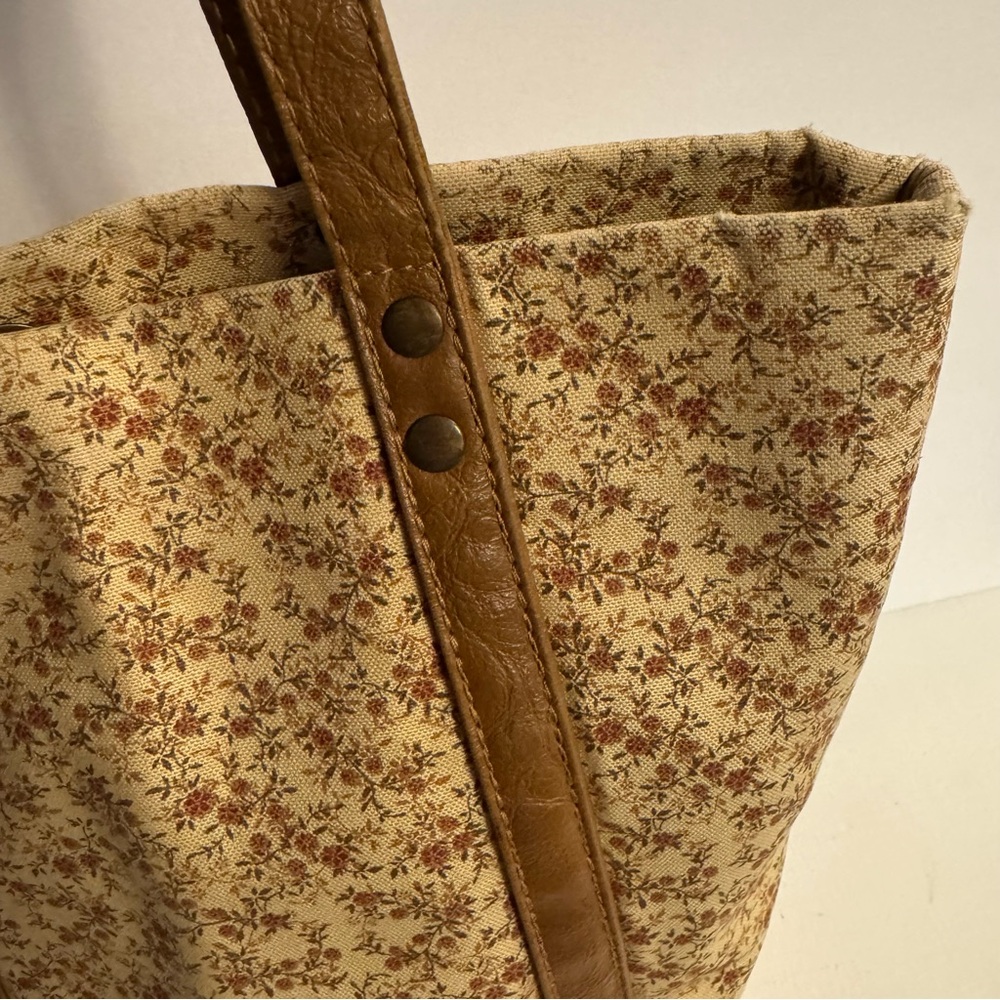 LONGABERGER Small Tote Book Bag Tan Floral - Picture 5 of 16